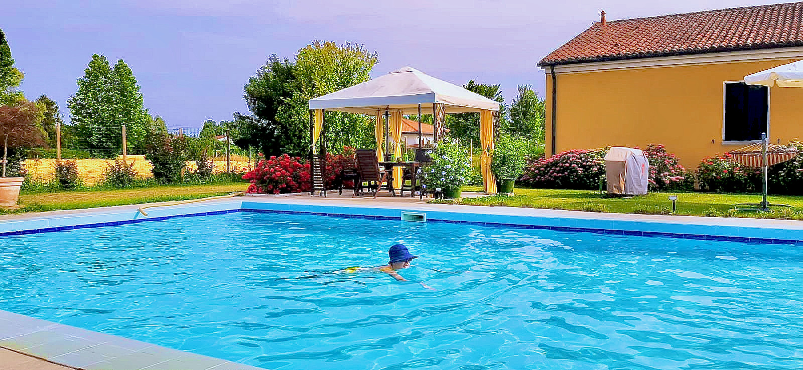 piscina piscine pool barbecue bbq bids birdwatching comfort country house green naturalist nature plot private relax renting house apartment animals apartment apartment renting wohnung fe-wo ferien schwimbad landwirt suite residence venedig veneto venetien Venice Venezia villa luxury villa wild country holidays hotel B&B room luxury gym billiard maison appartement Venise Venecia